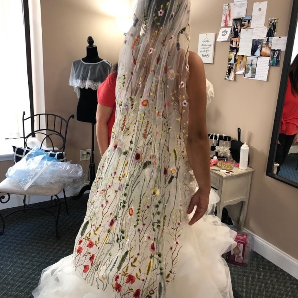 Flower Embroidered Veil
